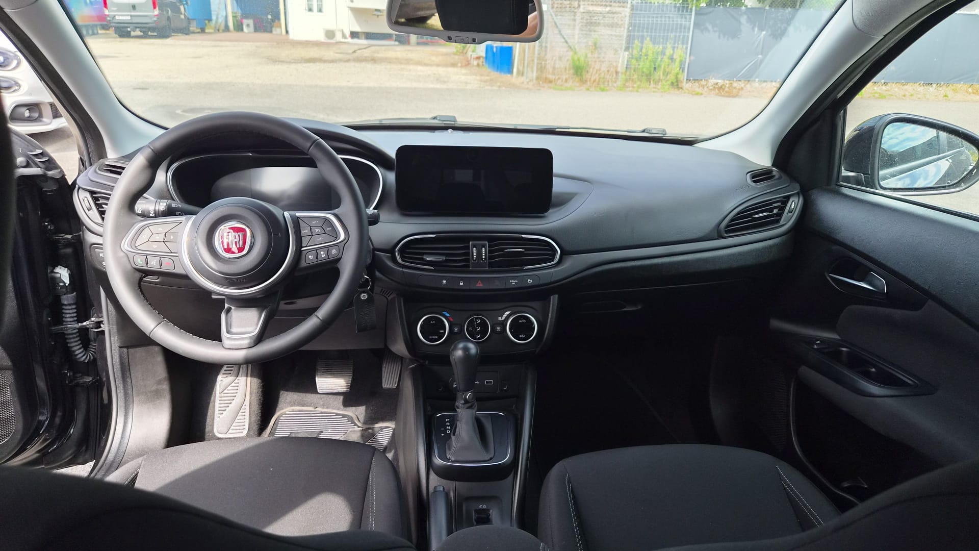 Fiat Tipo 1.5 Hybrid 130 ch (DCT7 automatique) 2 WhatsApp Image 2026 08 06 at 11.02.11 1